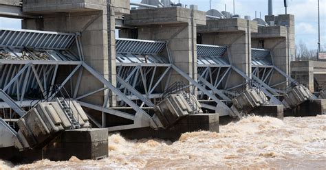 Locks And Dams Seek To Control River