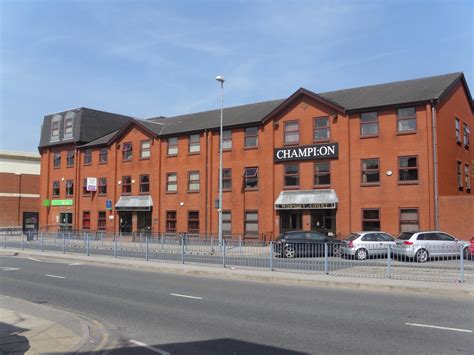 Large Self Contained Offices in Walkden for rent — Astley Park Estate