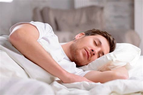 فرارو کدام مدل از انواع خوابیدن برای کاهش درد کمر و گردن موثر است؟