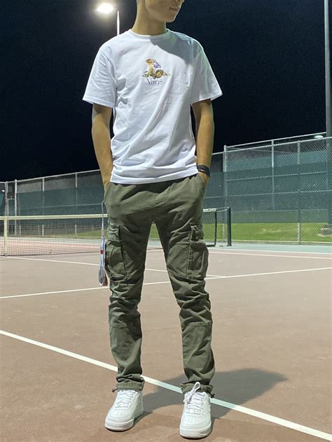 Olive Cargo Pants Wairforce Ones With A White Vans Shirt Green Cargo