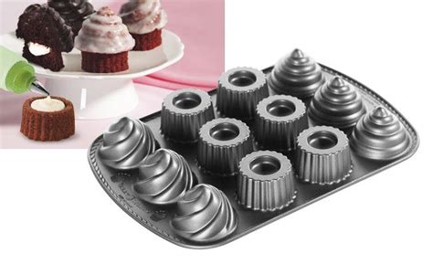 A baked from scratch almond cake, with a tender buttery crumb and a whipped cream filling.glazed with vanilla cream. NordicWare Platinum Series Filled Cupcake Pan | Cutlery ...