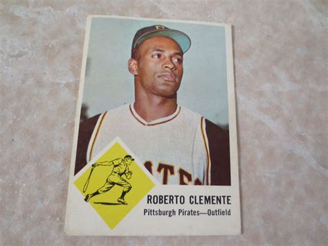 Maybe you would like to learn more about one of these? Lot Detail - 1962 Topps Bob Clemente #10 plus 1963 Fleer Roberto Clemente #56 baseball cards