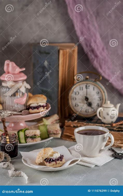 English Five O Clock Tea Stock Image Image Of Pastry 111076299