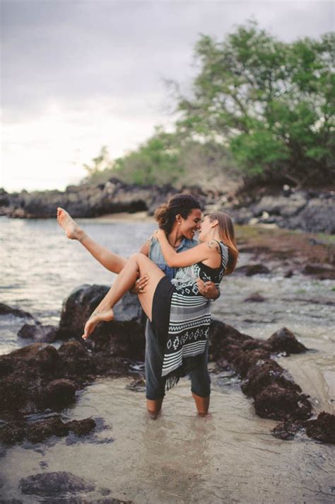 Steamy Island Engagement Photos In Makena Hi Junebug Weddings