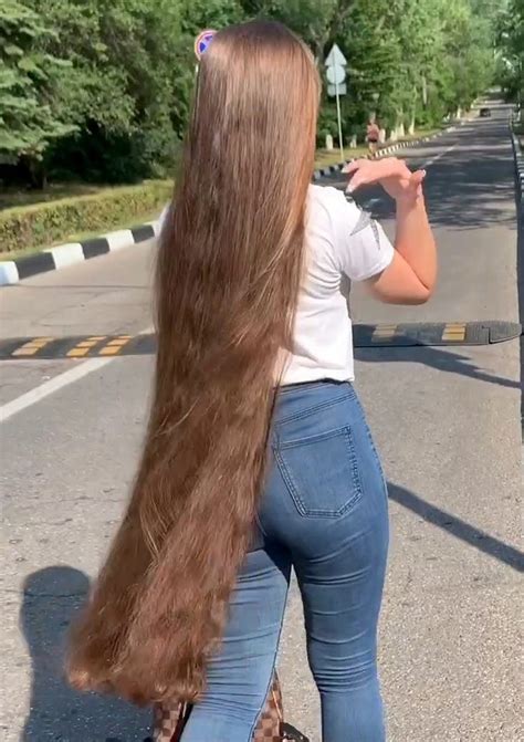 video extreme hair anzhela in 2020 extreme hair long hair styles long hair play