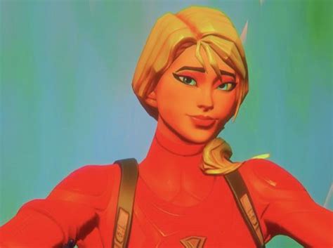 Pin By X9🤍 On Fortnite Gamer Pics Battle Royale Game Profile Picture