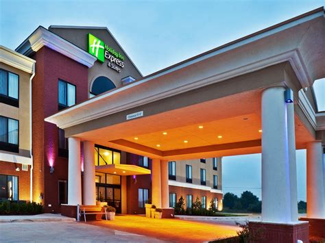 At holiday inn express® hotels we keep it simple and smart. Holiday Inn Express & Suites Perry - Hotel Reviews & Photos