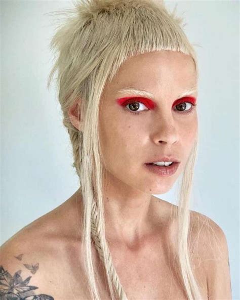 Hot Pictures Of Yolandi Visser Are Sexy As Hell That You Will Melt The Viraler