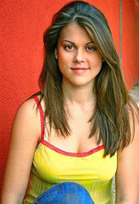 Picture Of Lindsey Shaw
