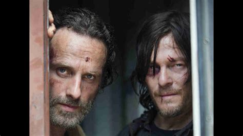 The Walking Dead Season 5 Episode 1 No Sanctuary Season Premiere Recap Discussion And Review