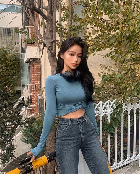강경민 Kkmmmkk Instagram Photos And Videos Pretty Korean Girls