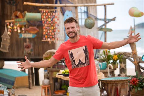 F5 Televisão Rodrigo Hilbert Ensina A Preparar Mariscos E Diz Que