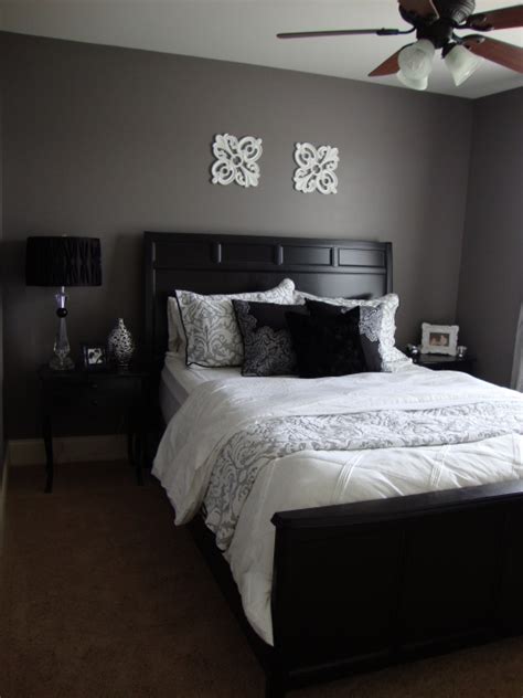 Purple bedroom with cabin shower. Purple Grey Guest Bedroom - Bedroom Designs - Decorating ...