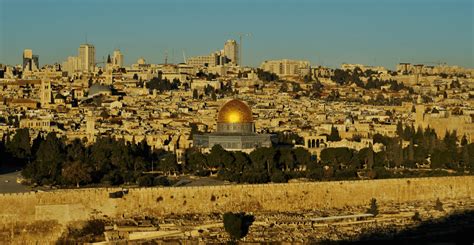 Qumran and the dead sea scrolls in israel: Jerusalém - Terra Santa Viagens - Viagens para Israel e ...