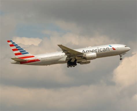 N797an American Airlines 777 Taking Off From London Heath Flickr
