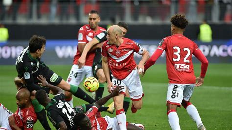 In addition to basic information such as points, wins, goals scored, best scorers, you can easily check which team had the most matches with the correct bet under/over. Football (Ligue 2): recevoir Lens, toujours la promesse d ...