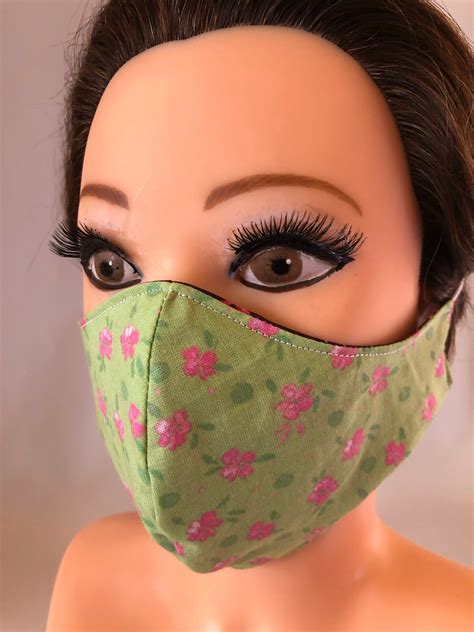 Washable Reversible Cotton Face Mask Flowers On Green And Burgundy
