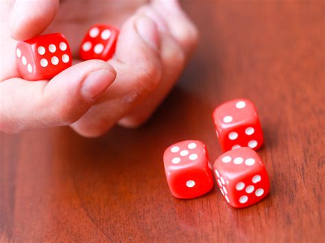 How To Play Dice Game Pig Pig Dice Game 6 Different Ways To Play