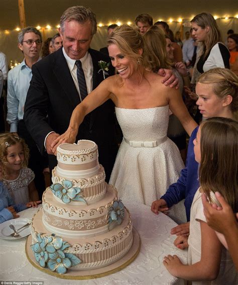 Pic Excl First Glimpse At Cheryl Hines And Bobby Kennedys Wedding In