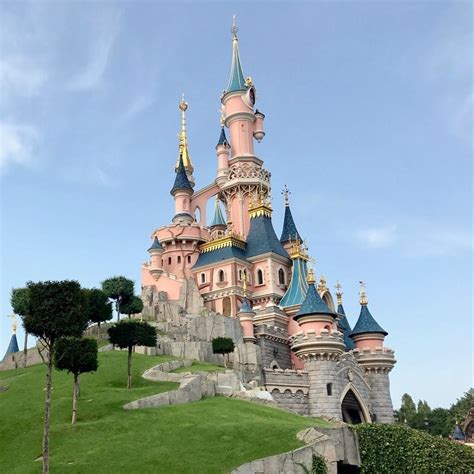 25 Magical Reasons To Visit Disneyland Paris Brit Co