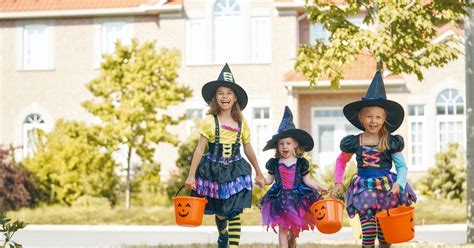 When Can Kids Trick Or Treat On Their Own Heres What You Should