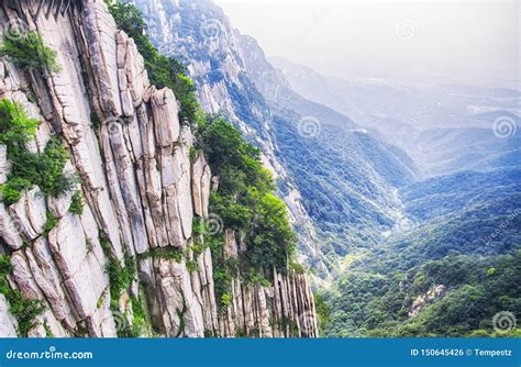 Songshan Mountain Range And Geological Formations China Stock Photo