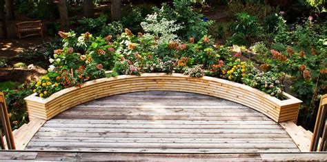 Functional home decor is the best…especially when you are a busy family! curved planter boxes - How To Make Wooden Planter Boxes ...
