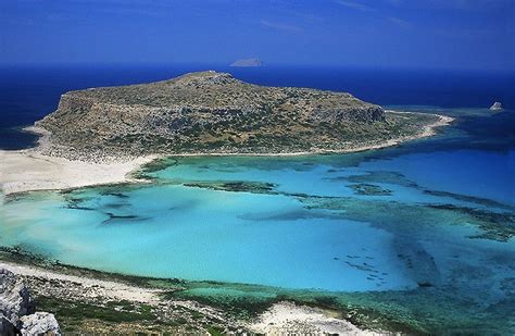 A Wonderful Picture Of The Crystal Clear Waters Of The Balos Beach