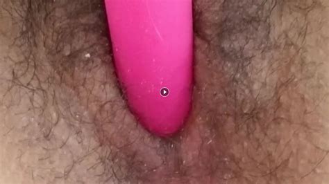Smiley Miley Close Up Pussy Play