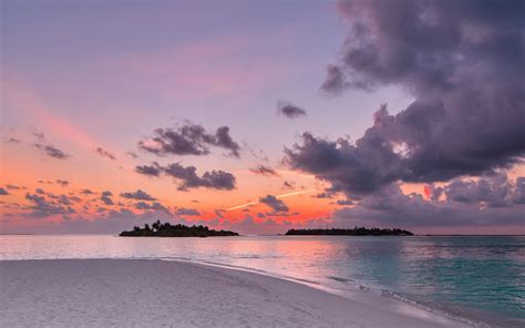 Download 2560x1600 Wallpaper Beach Island Sunset Clouds Nature Dual Wide Widescreen 1610