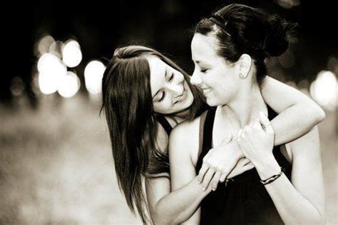 Lezbhonest Girls In Love Lesbian Romance Lesbians Kissing