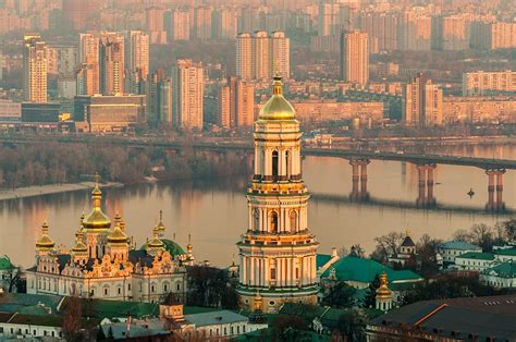 The country sits on the southwestern part of the russian plain and has a largely low terrain. Kyiv travel | Ukraine - Lonely Planet