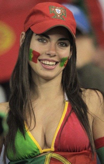pin by che ami on worldcup hot football fans soccer fans soccer girl