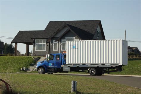 The Advantages Of Portable Storage Vs Traditional Moving Companies
