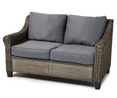 Broyhill Legacy Thornwood All Weather Wicker Cushioned Patio Loveseat
