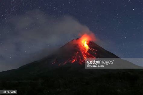 Merapi Eruption Photos And Premium High Res Pictures Getty Images