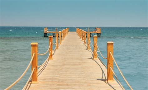 Wooden Jetty Stock Image Image Of Dock Silence Sunlight 16182653