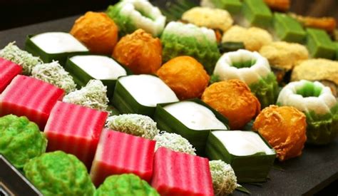 Ia merupakan makanan ringan yang boleh dimakan semasa sarapan pagi atau minum kaedah memasak lemang menggunakan buluh ini diadaptasi dari kaum asli di malaysia. 7 Kuih Tradisional 'Rare' Yang Perlu Dikembalikan ...