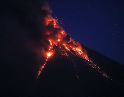 Mayon Volcano Eruption Video Shows Hot Red Lava Shoot Up With Eruption