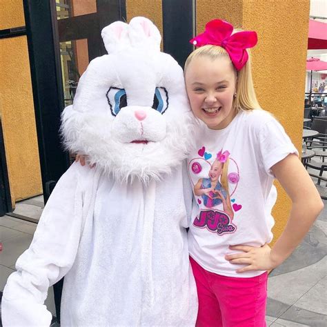Jojo Siwa On Instagram Yesterday Was Awesome💛🐰 I Had Such A Fun Day