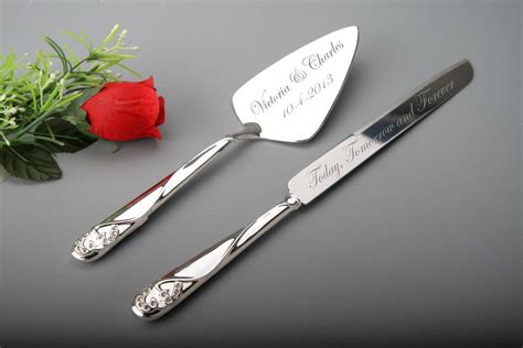 Engraved Crystal Double Hearts Wedding Cake By Aandlengraving Wedding Cake Knife And