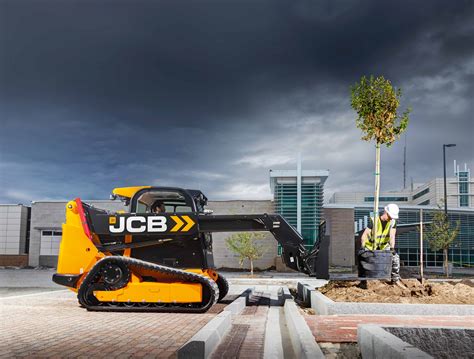 Jcb Introduces New Skid Steers And Compact Tracked Loaders