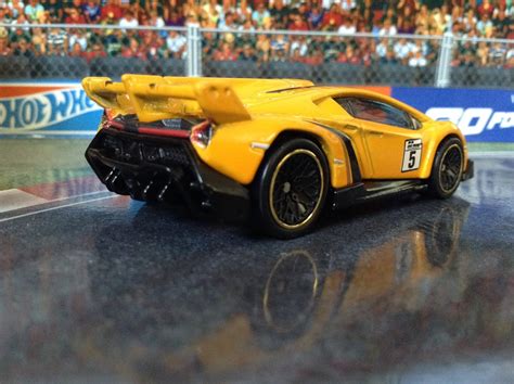 Julian S Hot Wheels Blog Lamborghini Veneno Retro Entertainment