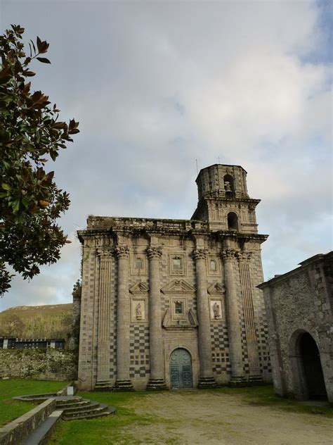 Monfero Abbey Galicia Spain Mosteiro Beneditino Edifícios Rochosas