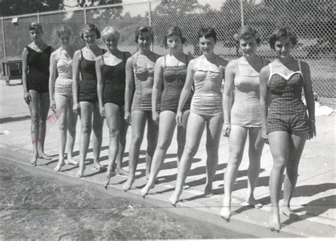 Photo Poll Who Are These Bathing Beauties Bathing Beauties Vintage
