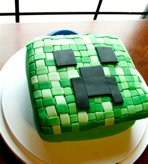 The cake is one of the eatables available in minecraft. The Dieter Family: Minecraft Creeper Cake