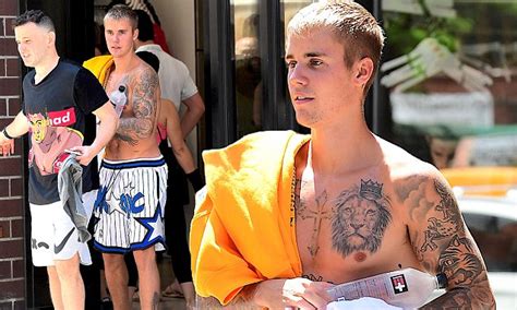 Justin Bieber Leaves The New York Boxing Gym In Manhattan Daily Mail