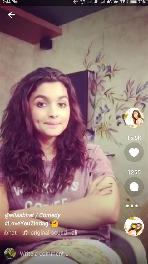 Follow Me Aaysha Khan 💕🤘💕 Alia Bhatt Cute Alia Bhatt Alia And Varun