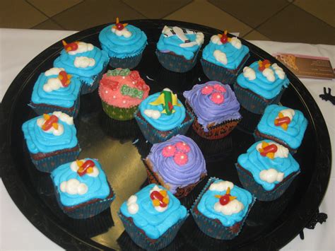 Airplane Cupcake Airplane Cupcakes Unlimited Desserts Food Tailgate Desserts Deserts Essen