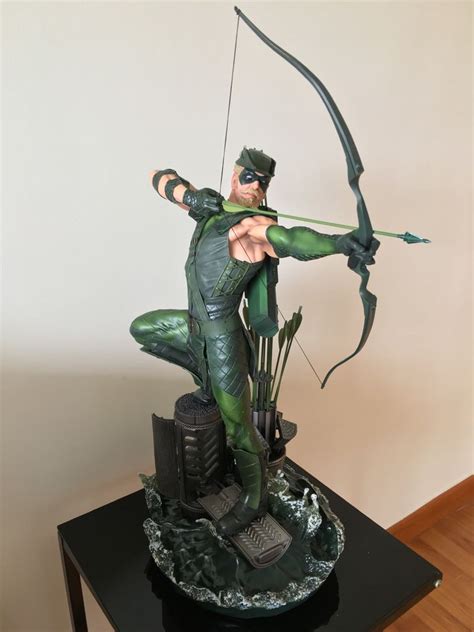 Sideshow Green Arrow 14 Premium Format Statue Exclusive Hobbies
